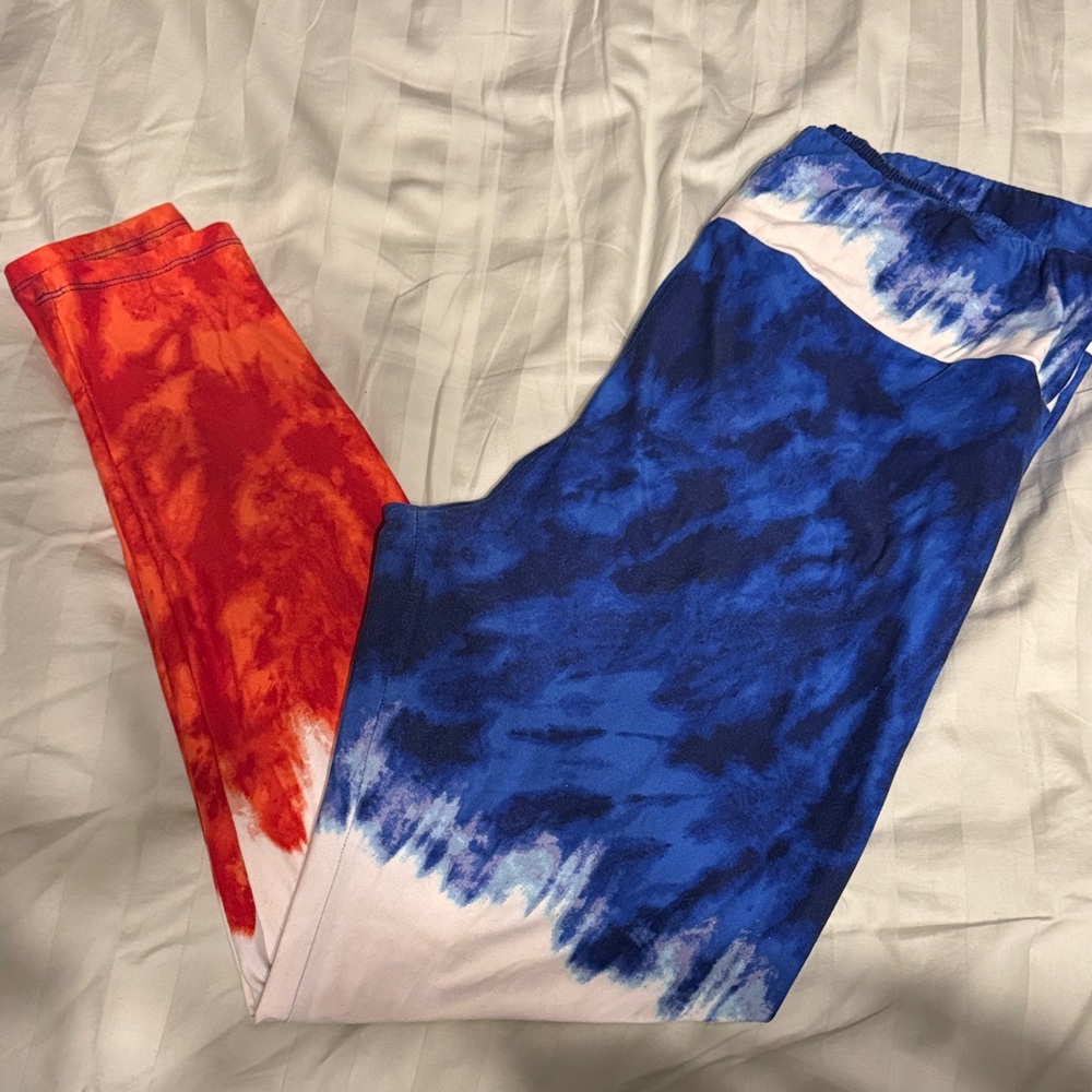 EUC LuLaRoe Vibrant Red and Blue Tie-Dye Leggings TC Patriotic Tall Curvy